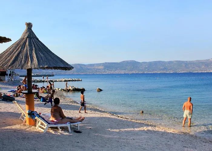 Appartement With Parking Space Slatine, Ciovo - 2030