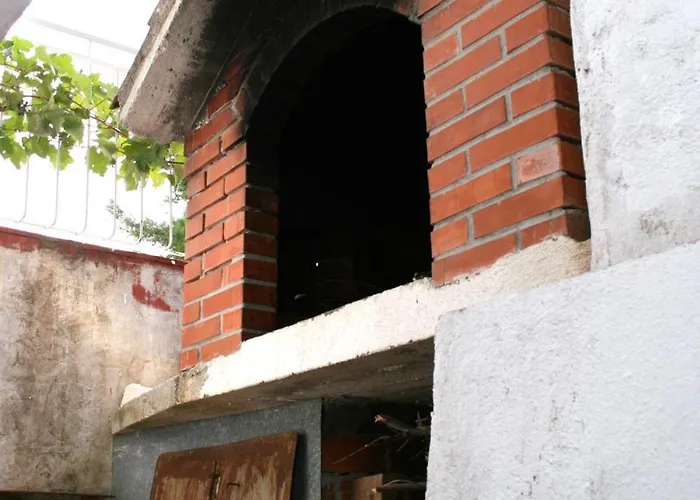 Appartement With Parking Space Slatine, Ciovo - 2030